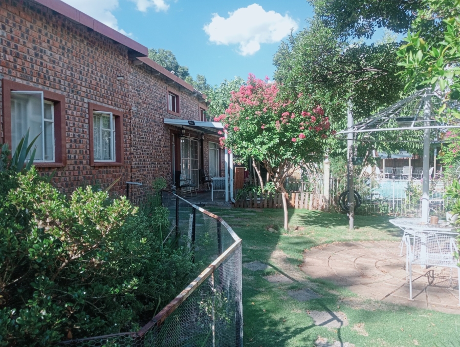 11 Bedroom Property for Sale in Universitas Free State